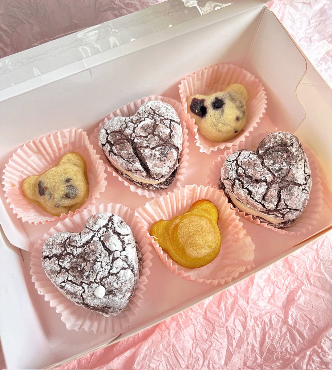 Let your loved ones know that you're thinkin' about them with our Thinkin' About You: Valentine's Special Menu 💝✨️

Now available for pre-orders! 💌
Order here: 
form.jotform.com/242301024888453