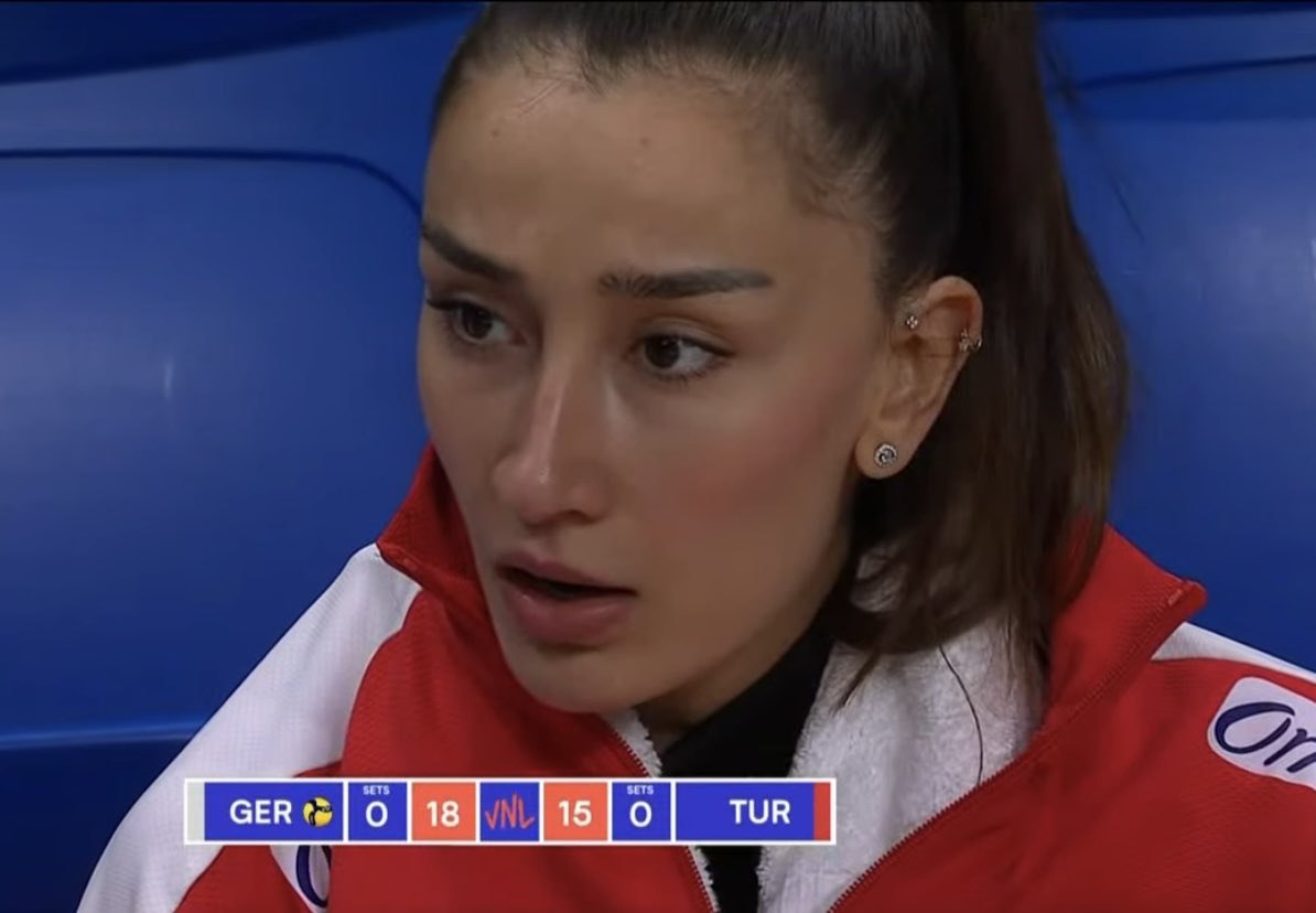 help・SAW DREAMCATCHER AND PURPLE KISS 7/9/24 🇹🇷 (@birisibanahelp) on Twitter photo 