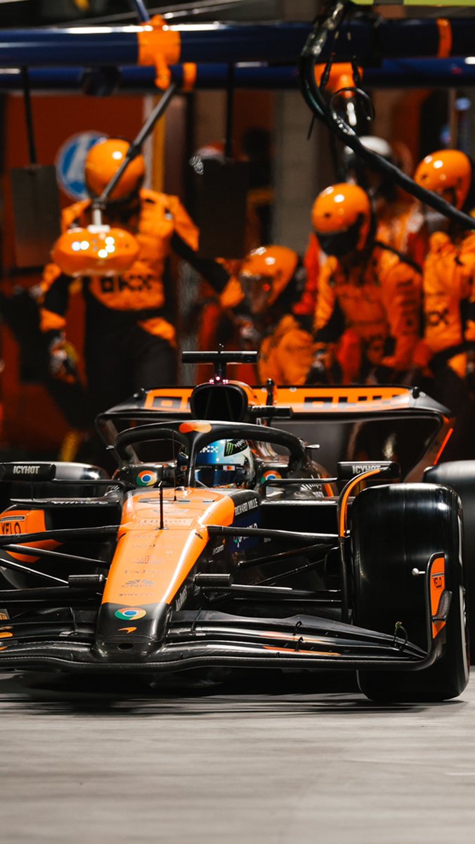 McLarenF1's tweet image. Teamwork makes the dream work 👌🧡

#WallpaperWednesday
