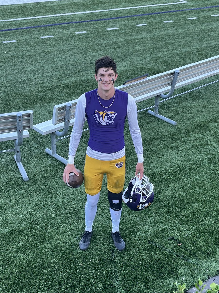 *Recruitment is Open*
D2 Transfer P/K
4 years of eligibility 
6’3 155lb
3.5⭐️ P/K
On Full Academic Scholarship
#: 8138986578
email: evanlucier@icloud.com
DM’s are Open!