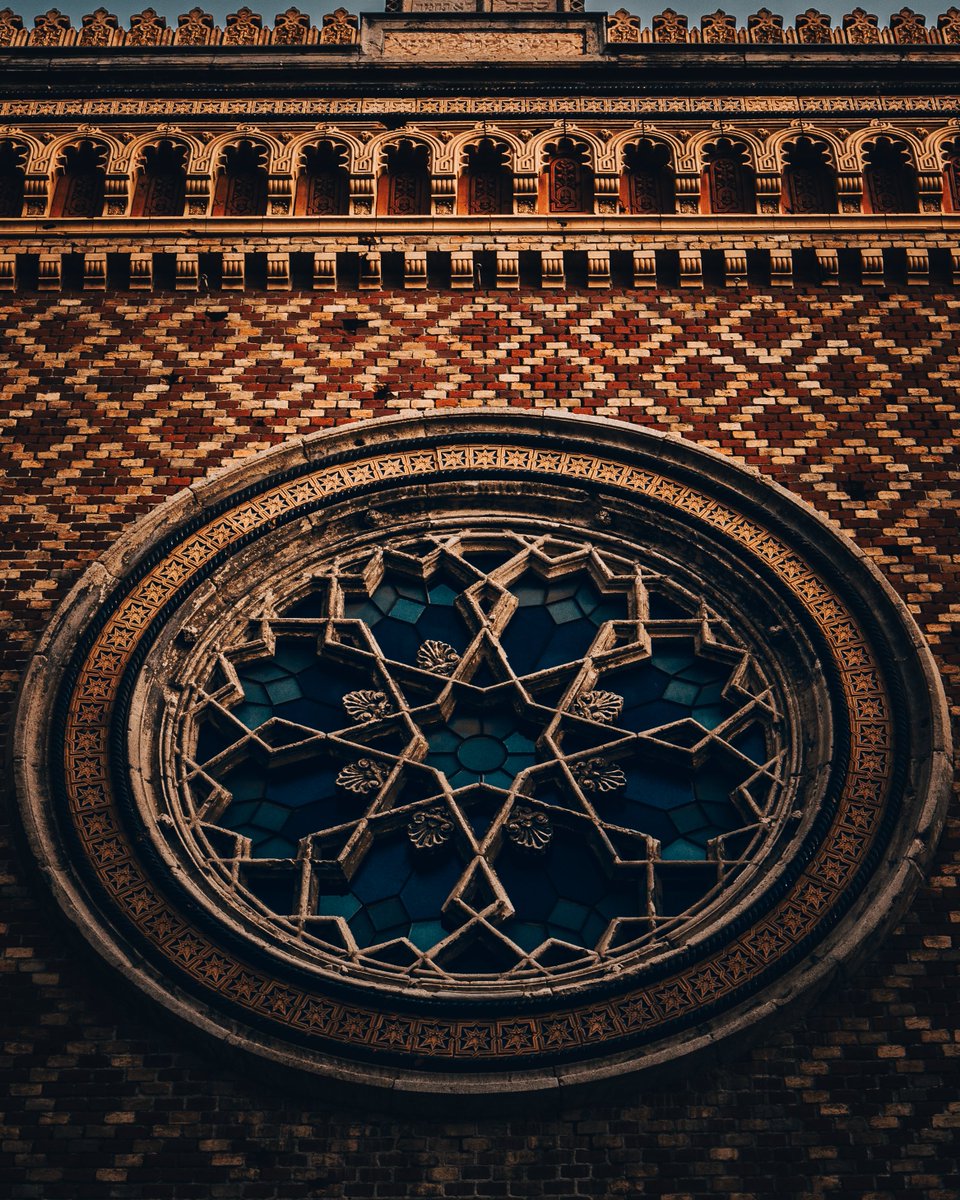 Ovidiu_Serariu's tweet image. Sinagoga din Cetate

Location :Timisoara/Timis
Camera : Sony A7iii
Lens :Sigma 35mm F1.2 DG DN Art

 #timișoara #timisoararomania #arhitecture #visittimisoara  #romaniancity #cities #citiesoftheworld #orasedinromania #streetphotography #sinagoga  #buildingdesign #synagogue