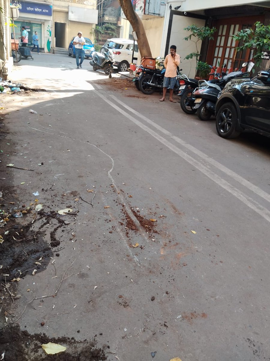 mybmcWardA's tweet photo. @adwait_bjp @mybmc Your complaint has been attended. https://t.co/gx0gHvJKy9