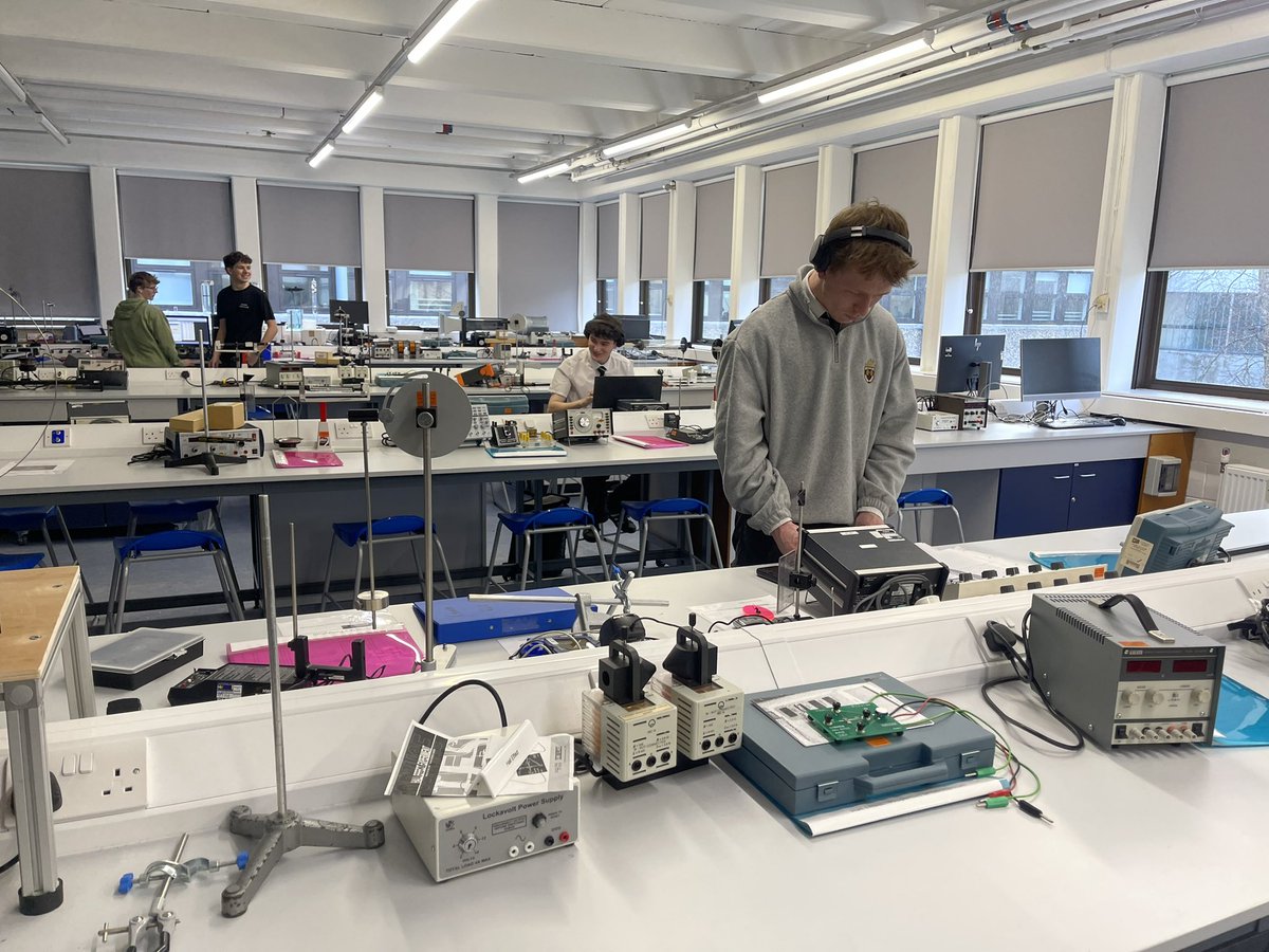 Balerno HS Science tweet media