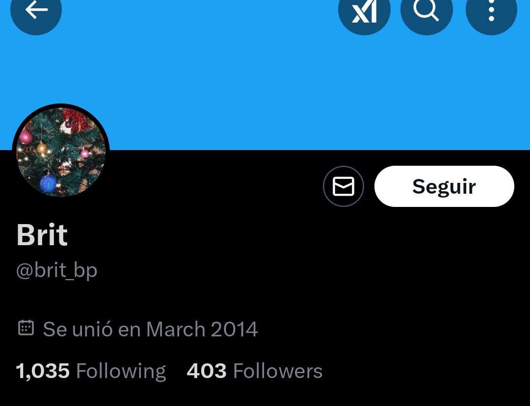 Hi! My name is Sasha and I'm struggling.

Last night I was scammed in the most stupid way. An user from Twitter reached out to me and made me buy giftcards to change my PayPal account into a business one.