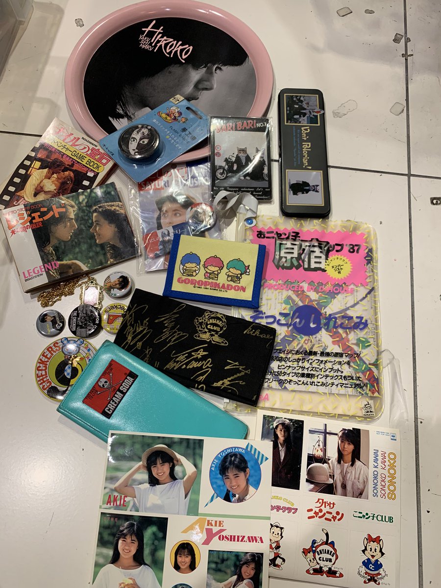 80年代の物が色々入荷です。 おニャン子原宿マップ'87のマップが気に