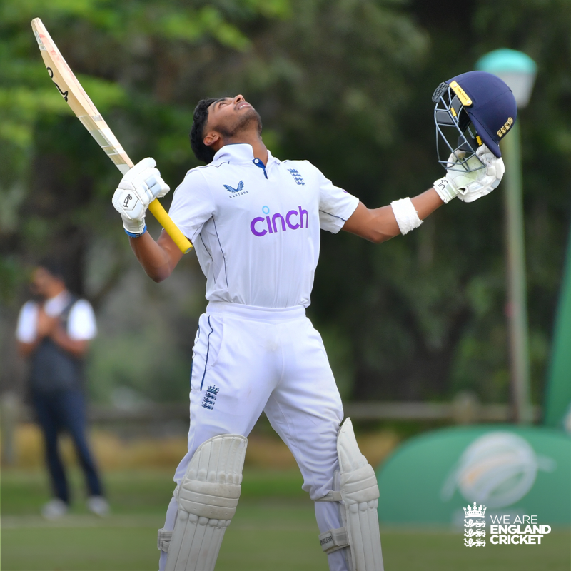 englandcricket's tweet photo. A superb 💯 by Aaryan Sawant helps our Young Lions to a 127-run lead over South Africa U19s in the 2nd Youth Test 🦁

Scorecard ⬇️