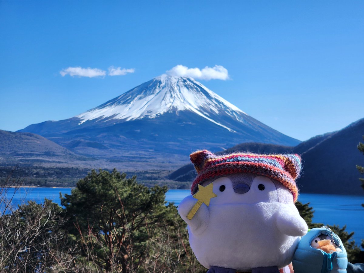 ♡1月のコウペンちゃん活まとめ
4.キャンプ　その2
ゆるキャン△の聖地巡り⛰️
富士五湖制覇❗