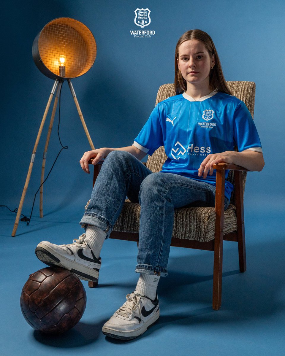 WaterfordFCie's tweet photo. Our first-ever Women’s senior home shirt 🤩

#WaterfordFC https://t.co/TwYjoOwwmB