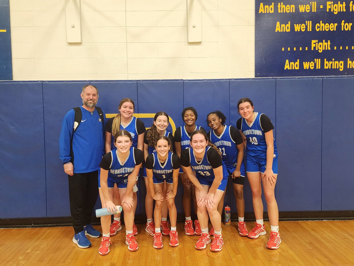 OfficerJolly's tweet photo. Way to work ladies! This season was awesome, proud to be a Lady Eagle mom! https://t.co/5AtHpHczCx