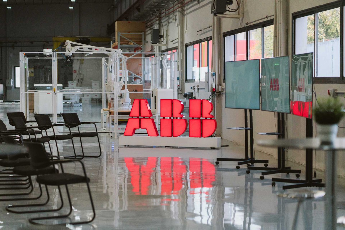 ABB en España (@abb_spain) on Twitter photo ABB España registra un nuevo año de crecimiento sólido en 2024, aumentando los pedidos y facturación en un 3% con respecto al ejercicio anterior. 
🔗new.abb.com/news/es/detail…
#EngineeredtoOutrun ABB España registra un nuevo año de crecimiento sólido en 2024, aumentando los pedidos y facturación en un 3% con respecto al ejercicio anterior. 
🔗new.abb.com/news/es/detail…
#EngineeredtoOutrun