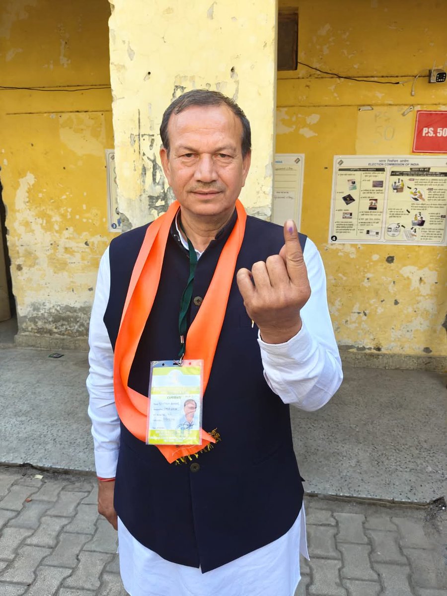 rohtashbjp's tweet photo. दिल्ली में परिवर्तन और रुकी हुई विकास की गति को पुनः स्थापित करने के लिए मैंने अपना वोट दे दिया है, आप सभी भी दिल्ली की प्रगति में अपना योगदान दें और मतदान अवश्य करें। 🙏🏻 https://t.co/zptwOFqTh3