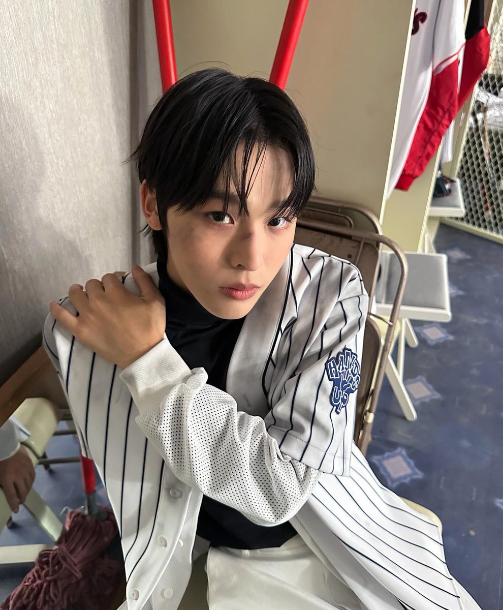 loveforiku's tweet photo. 야구복 입고 무대 한번 더 해줫으면 좋겟당..// https://t.co/H8mTtk8FO9