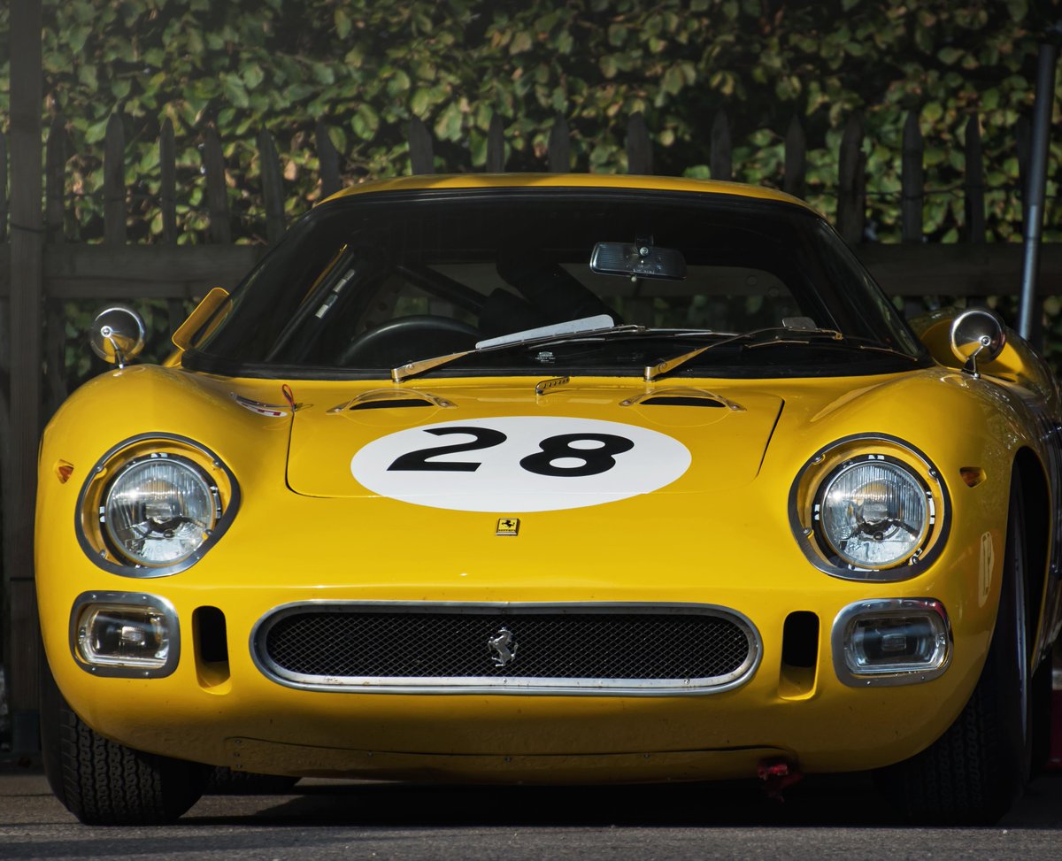 Retromania4ever's tweet photo. 1965 Ferrari 250 LM Scaglietti 
Berlinetta 💛
🇮🇹 #Classic https://t.co/MwxgaFgE2G