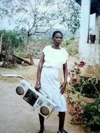 MohammedXarrago's tweet photo. My Grandmother in the 80s while other people were buying land 😭. 

#ViralVideos #fypシviral #fypシ #LaCasaDeLosFamososCol #GRAMMYs #الهلال_بيرسبوليس https://t.co/8M25pTVMVy