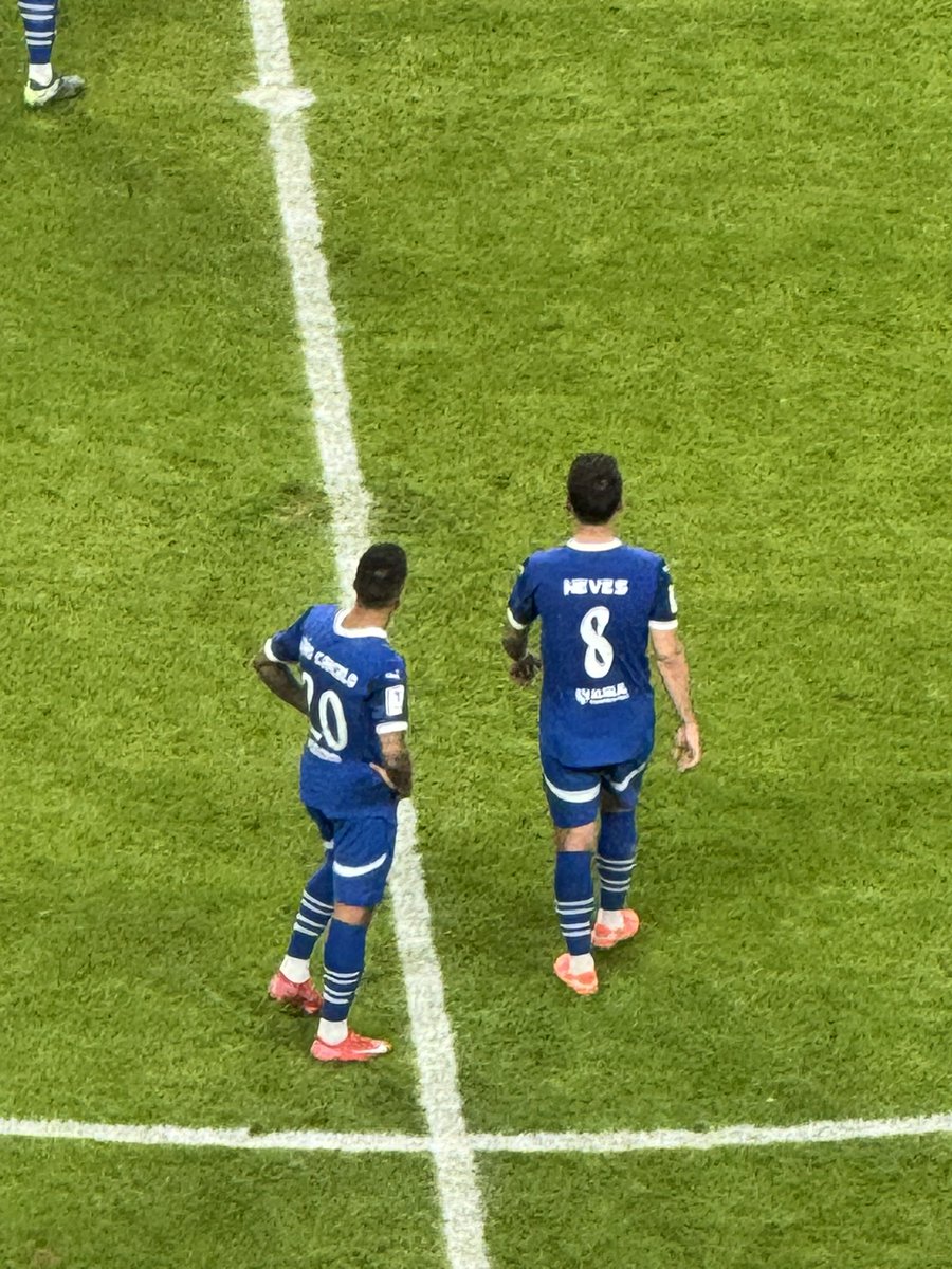 Kzv17i's tweet photo. أُمتّعُ ناظري بهلالِ نجدٍ 💙 https://t.co/lqUM0etxqT