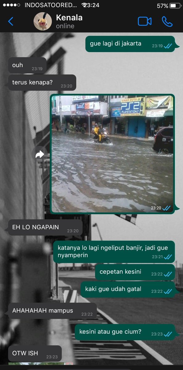 shenandikaa's tweet image. Live, Laugh, Love?

—LeeJeno Long Au
© shenandikaa