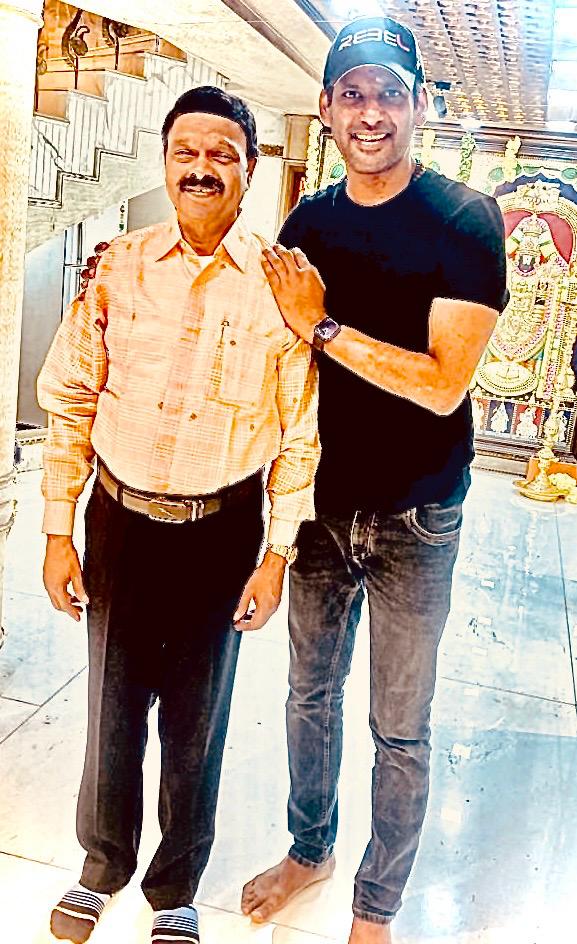 VishalKOfficial's tweet image. Well it’s time to share with you all, who were behind the release of #MadhagajaRaja for this #Pongal2025, The pillars of strength who made this magic happen, at  the box office even though being a 12year old film which has never happened ever before in world cinema, starting from…