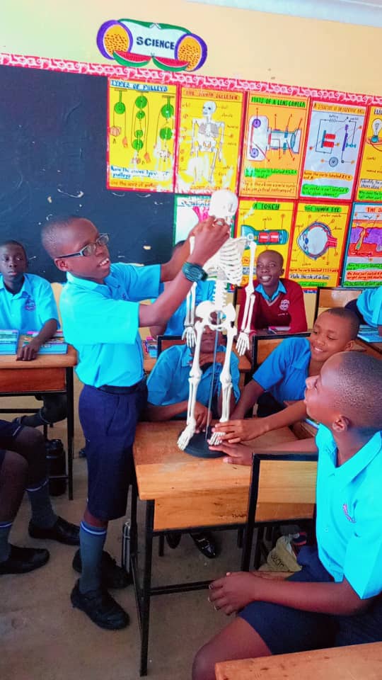 MotherkevinMemo's tweet image. Learning disciplines those who pay no attention. It is from this discipline that a learner has to endure.
#classtoday
#motherkevinmemorialps