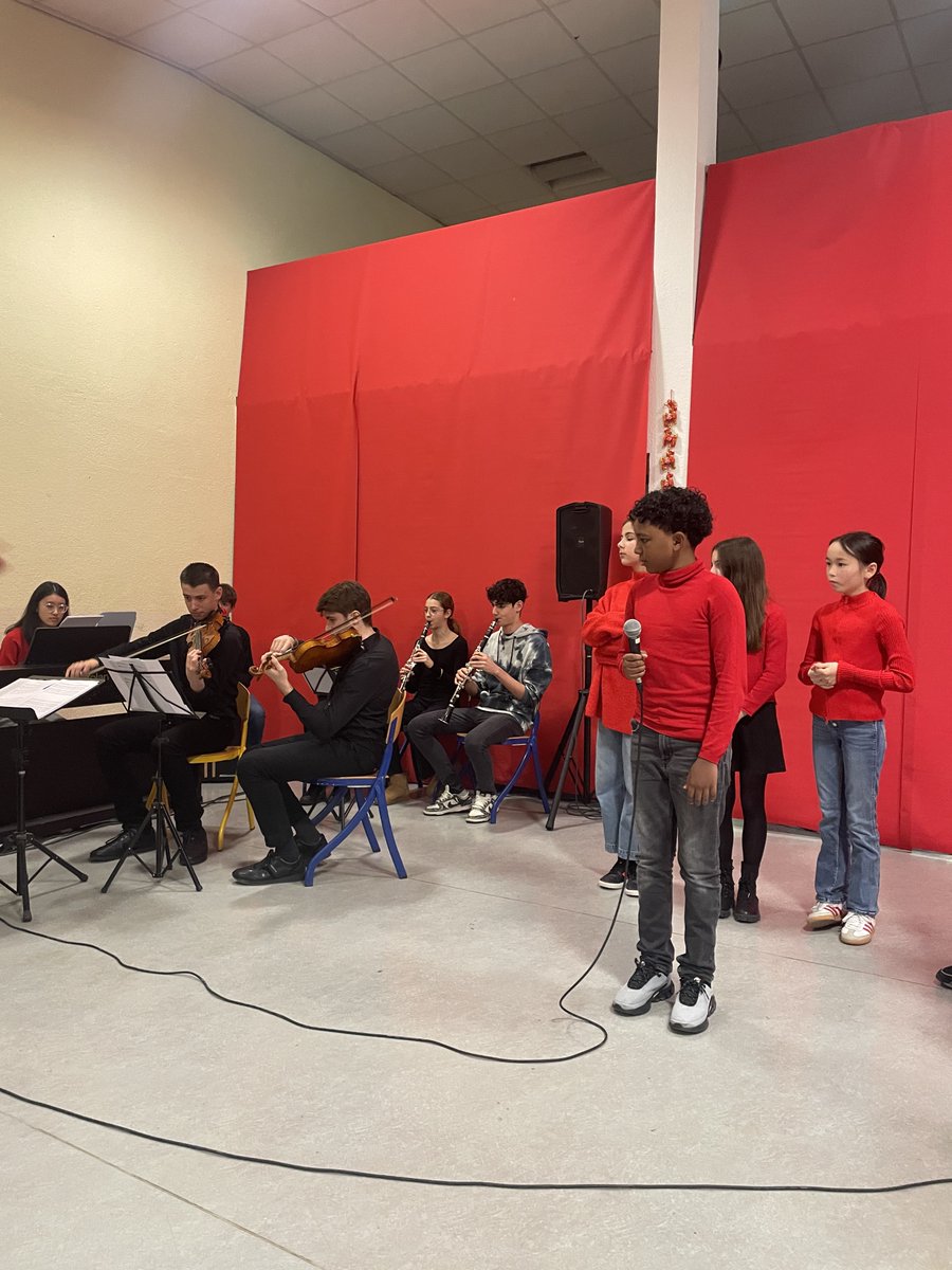LYCÉE GIOCANTE DE CASABIANCA tweet media