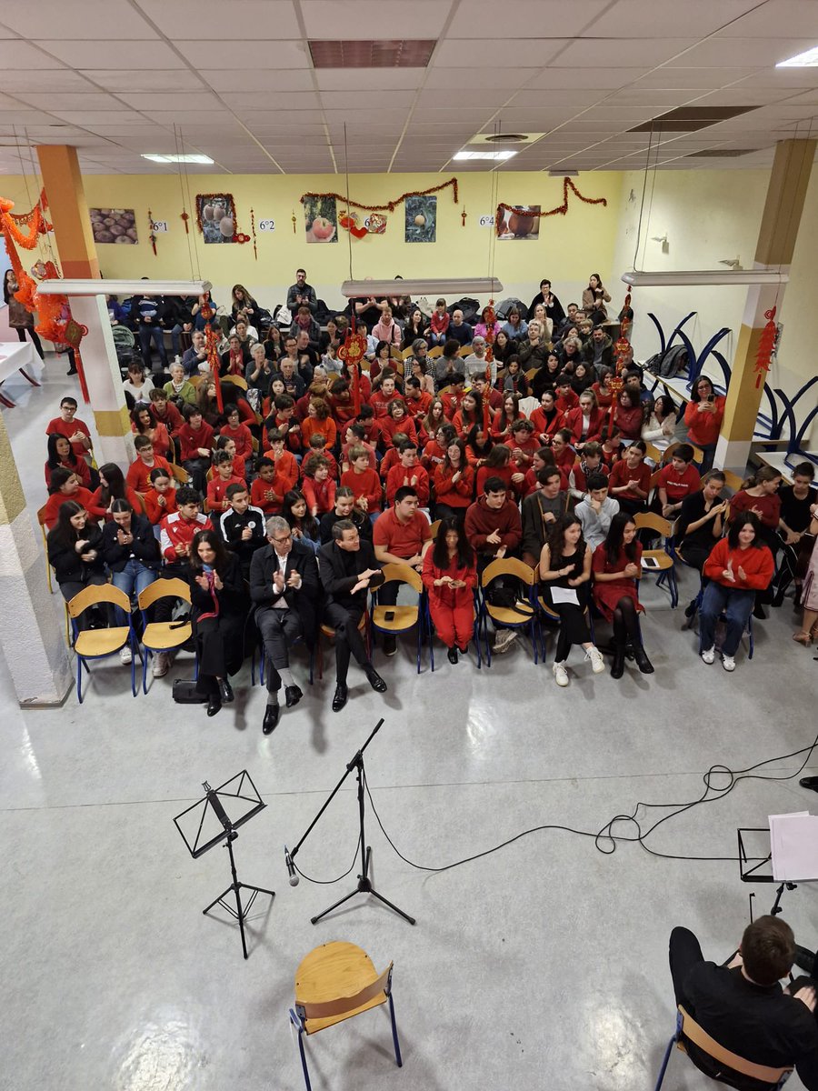 LYCÉE GIOCANTE DE CASABIANCA tweet media