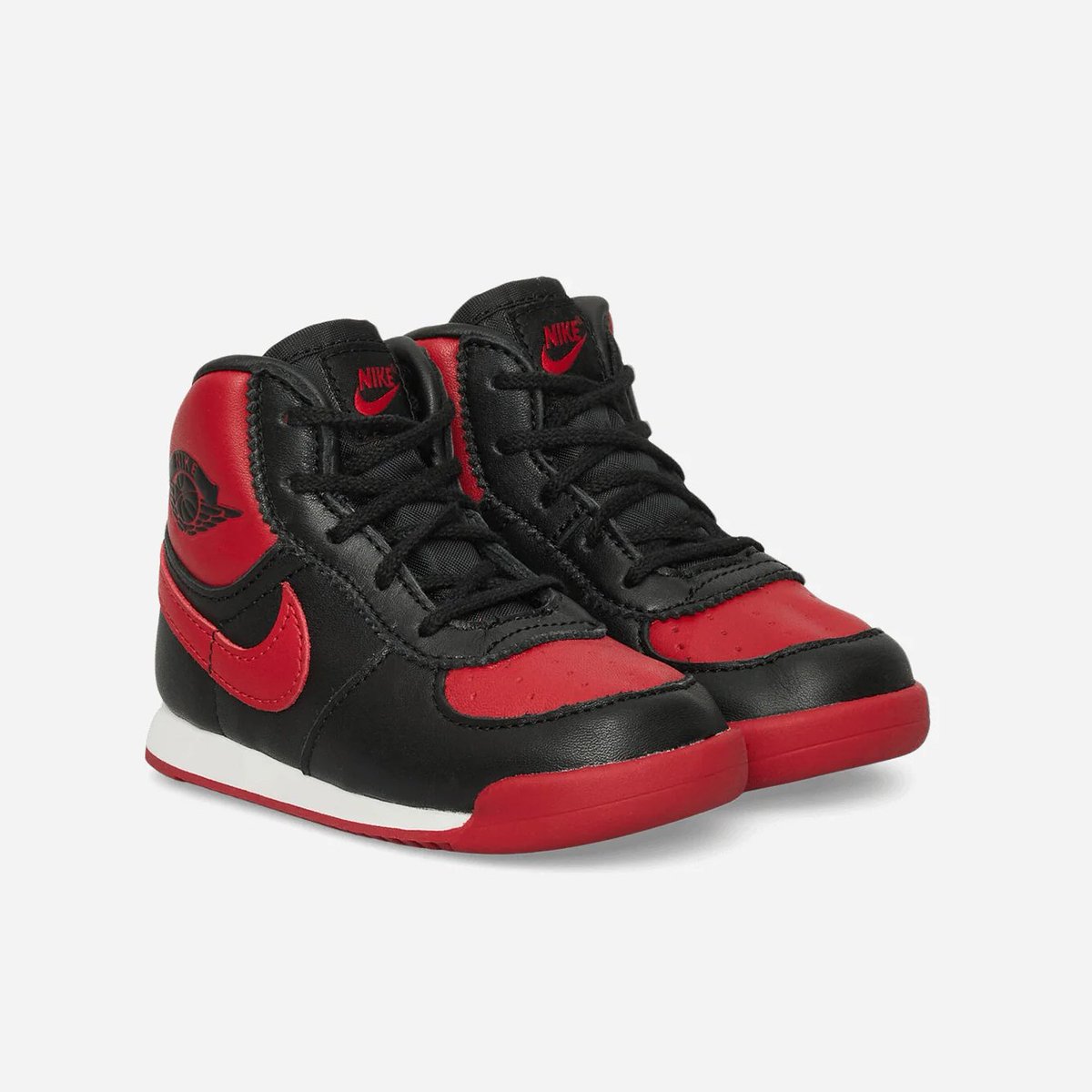 snkr_twitr's tweet photo. AD: Can try your luck on 2/14 via Slam Jam
Jordan 1 High '85 'Bred'

M https://t.co/GbHY6Bl9zC
T https://t.co/t0YT8gIfZj

12am PT/3am ET https://t.co/LgfZvDRPKc