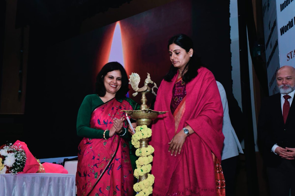 MoHFW_INDIA's tweet image. #HealthForAll
Union MoS for Health and Family Welfare, Smt. @AnupriyaSPatel delivers keynote address at 15th International Meeting of World Pharmacopoeias in New Delhi today
Reaffirms India’s commitment to global pharmaceutical standardization and regulatory convergence
“IMWP…