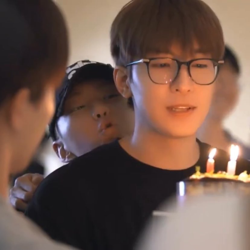 이 개또라이게이커플 뭐지