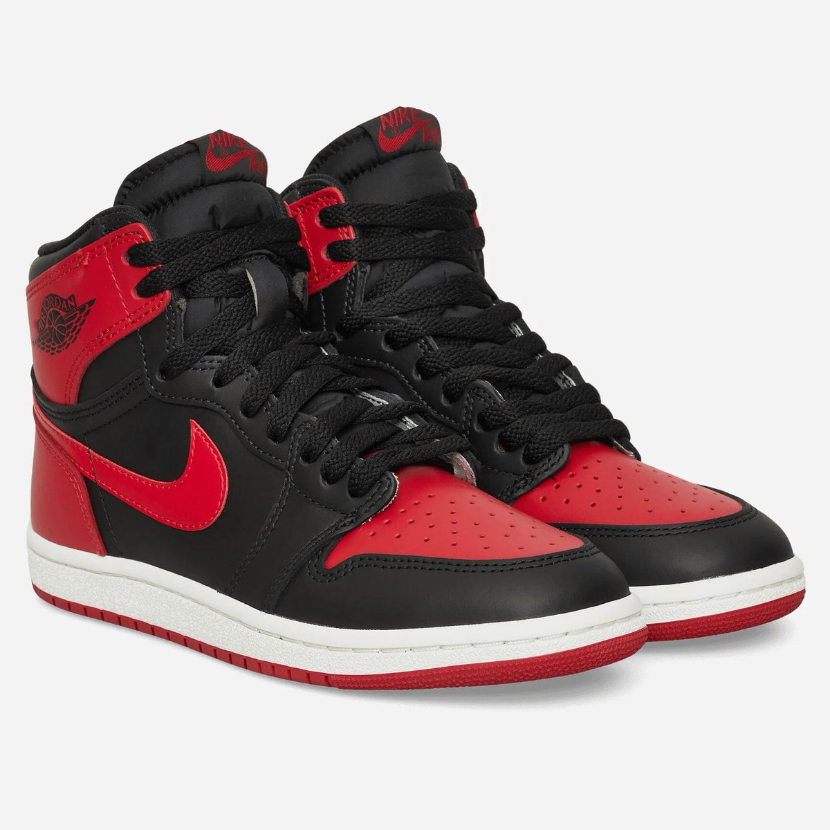 snkr_twitr's tweet photo. AD: Can try your luck on 2/14 via Slam Jam
Jordan 1 High '85 'Bred'

M https://t.co/GbHY6Bl9zC
T https://t.co/t0YT8gIfZj

12am PT/3am ET https://t.co/LgfZvDRPKc