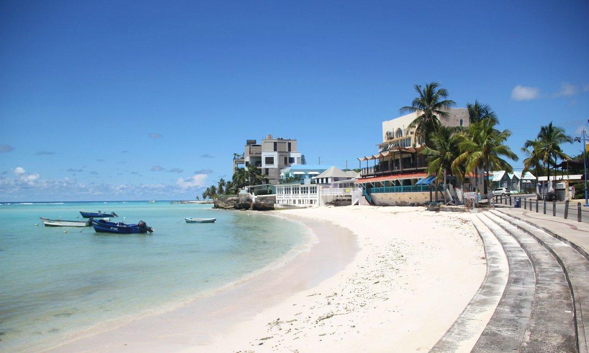 BoardwalksBB's tweet photo. A tranquil day at low tide in St. Lawrence Gapπ
https://t.co/2swYwFSHGQ
#barbados #barbadosboardwalk #stlawrencegap https://t.co/DDiI4zrFCh
