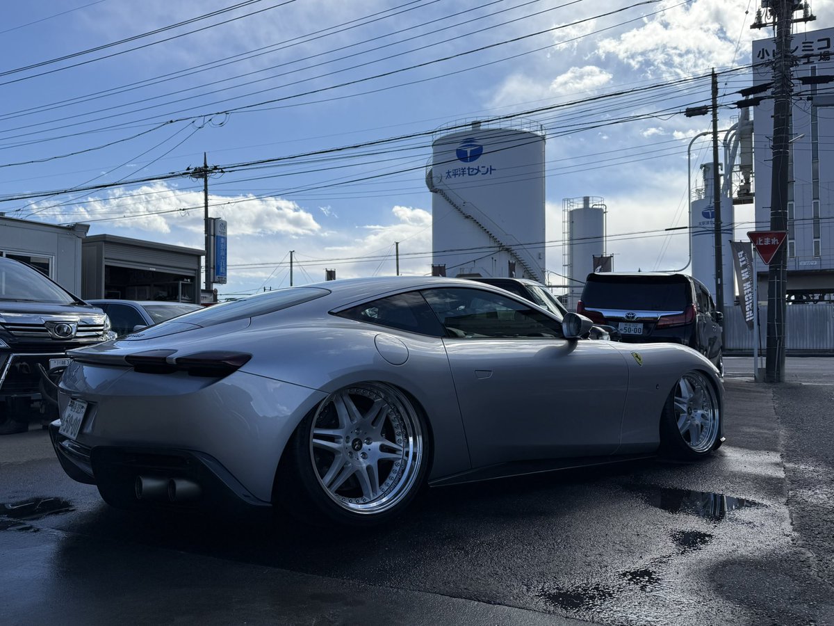 InNegishi's tweet photo. #Ferrari
#Roma
#tdemand新作エアサスユニット
#proarm開発
#prodamper開発
#tdemand
#proarm
#prodamper
#michelin
#oam
#osakaautomesse2025
#pitinnegishi

https://t.co/CgHFd8yyMo https://t.co/MvNlQ9KN8c