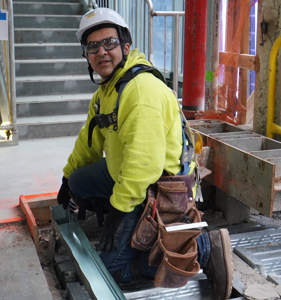 CarpentersNyc's tweet photo. Happy #HardhatWendesday, brothers and sisters! Safety training is a pillar of our union, so make sure to keep those hardhats on while we work on building the greatest city in the world #UnionStrong #UnionSafety https://t.co/x6fb5ozN8m