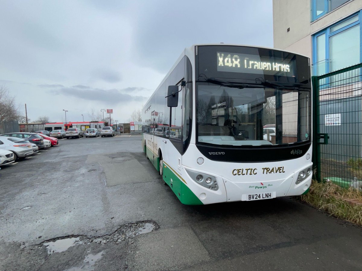 BusAndTrainUser tweet media