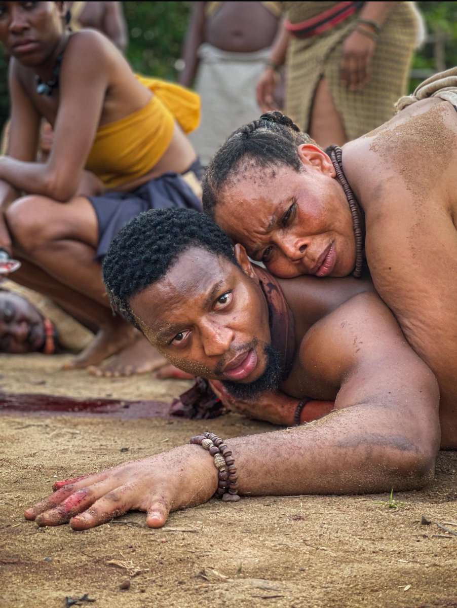 marshallprinces's tweet photo. *** Clears throat ** OFFICIAL ANNOUNCEMENT 📣 

Ofunneka is currently UNMARRIED🫥🫤🙄

Run 🏃‍♀️ to SEE today’s EPISODE OF CHETAM  to realize WHAT REALLY HAPPUNNNND!!!! 

Yagazieeeeeeee

#chetaM #ChetaMShowmax #Ikemefuna #Ofunneka #Akumjeli #Feemo #Showmax https://t.co/BXtBW2jWD3