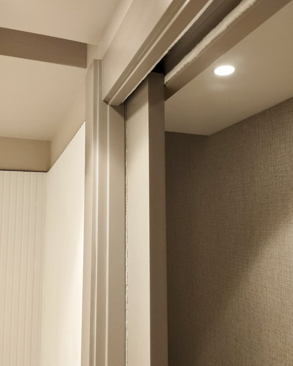NaturalWoodSL's tweet photo. ➡️Puertas correderas ocultas

Si buscas ahorrar espacio sin renunciar a un estilo moderno y elegante, las puertas correderas ocultas son las mejores aliadas.

Contáctanos y te ayudamos a encontrar la solución perfecta para tu hogar o proyecto.
📞976455488

#PuertasCorrederas https://t.co/MY2v2uSpaO
