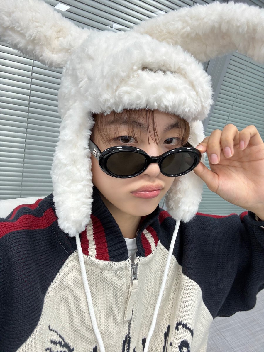 CRAVITYstarship's tweet photo. [📸] 240205
KBS Cool FM 몬스타엑스 I.M의 #키스더라디오
⠀
#CRAVITY #크래비티
#형준 #HYEONGJUN
#FIND_THE_ORBIT
#Now_or_Never https://t.co/ycf3pINnKs
