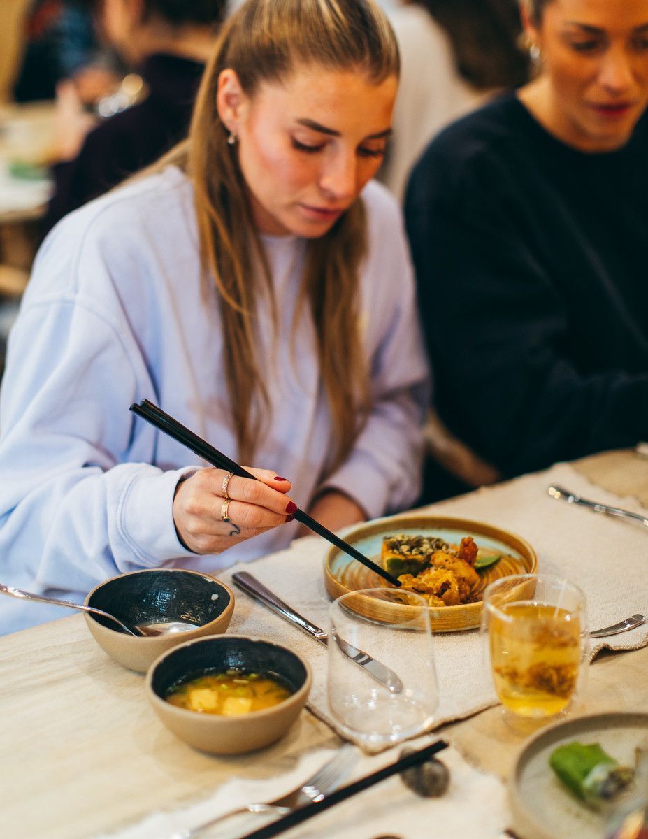 Book our Ontario-focused culinary weekend, Feb 15-17, when Chef de Cuisine Naz Arabani and Culinary Advisor Chef Jordan Wagman will share their approach to cooking with local ingredients to improve your physical and mental health. #madeincanada #eatlocal
 buff.ly/3Wq2N8C