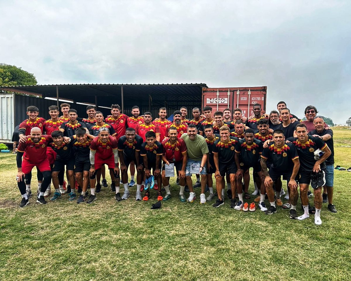 C. A. Progreso (@progresooficial) on Twitter photo El plantel principal conoció <a href="/SEssentialsUS/">Soccer Essentials</a>, una herramienta para acortar los tiempos de adaptación en el fútbol de español a inglés. El plantel principal conoció <a href="/SEssentialsUS/">Soccer Essentials</a>, una herramienta para acortar los tiempos de adaptación en el fútbol de español a inglés.