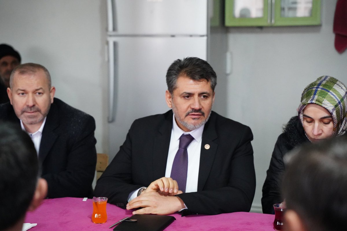 OmerOBDebgici's tweet photo. Nurhak ilçemizde Tatlar ve Kullar Mahallelerimizi ziyaret ederek muhtarlarımız ve vatandaşlarımızla bir araya geldik.

Deprem sonrası devam eden çalışmalar hakkında bilgi verip talepleri dinledik. Hep birlikte, daha güçlü ve daha güvenli bir Nurhak için çalışmaya devam edeceğiz. https://t.co/6xIgGytUSr