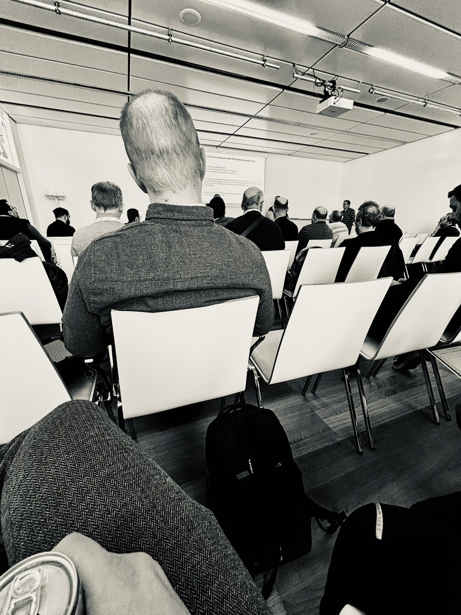 Level 300 Mastery - OneView/ ComputeOps Session is very interesting AT #HPETechJam