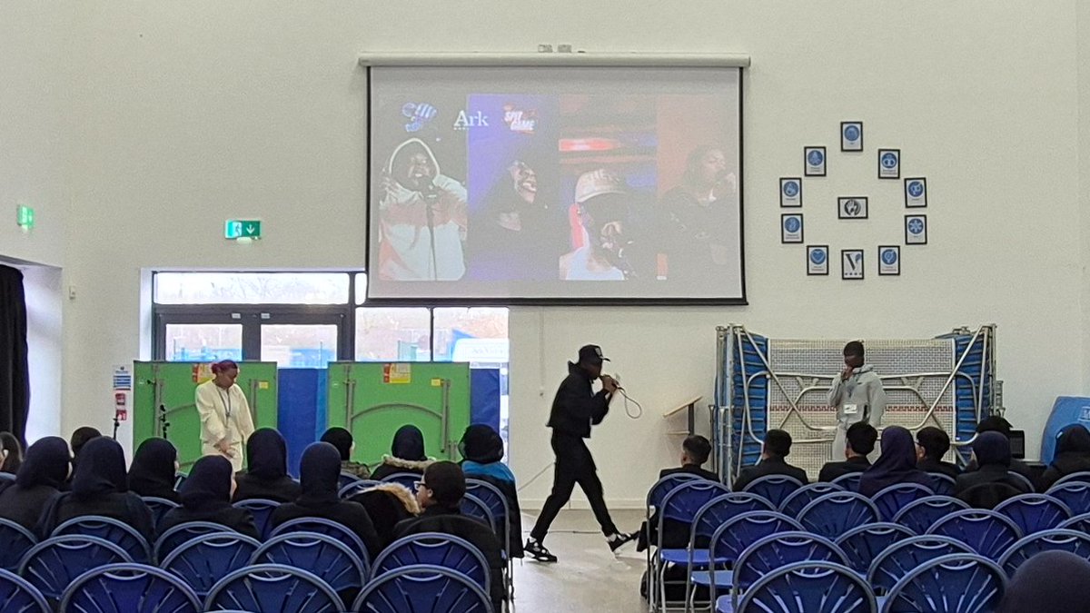Today, 60 excited pupils had an unforgettable experience at a dynamic rap workshop led by talented guest artists all the way from London! 🌟 The energy was electric, and the creativity was off the charts! 🎶✨