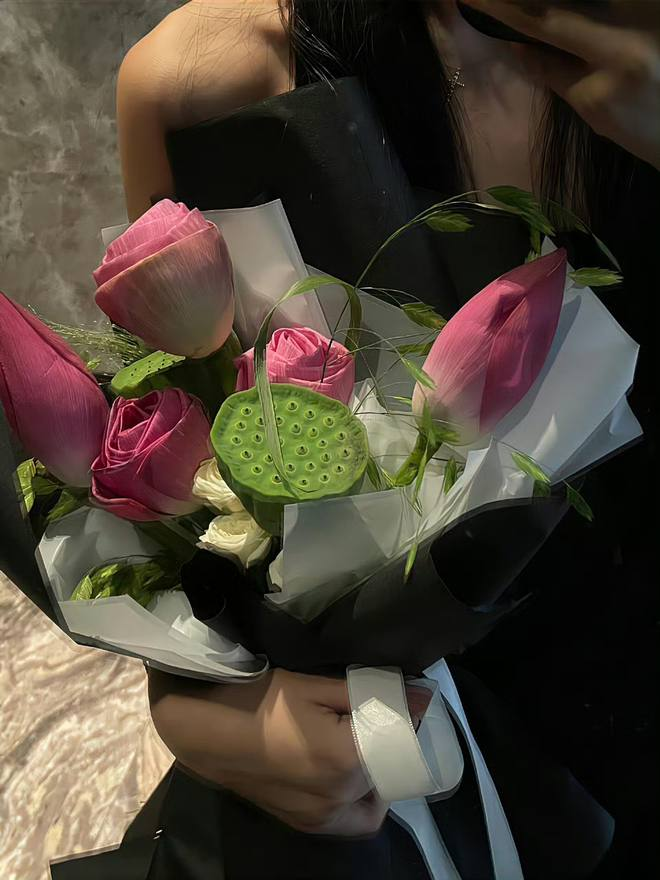 人生を癒す最良の方法は、人生に対する情熱を持ち続けることです。これは長くて良い人生です。