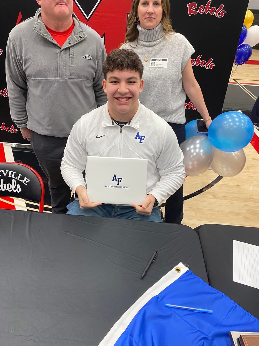 Dylan Morgan (@dylanmo999) on Twitter photo So excited to have 7 Rebels sign to continue their academic and football careers! <a href="/PriceDavis01/">Price Davis</a> <a href="/alexboyd53/">Alex Boyd</a> <a href="/HenryChambers74/">Henry Chambers</a> <a href="/ZakHampel/">Zak Hampel</a> <a href="/MatthewCovert3/">Matthew Covert</a> <a href="/BrittonBarrett/">Britton Barrett</a> <a href="/GrahamCoulter15/">Graham Coulter</a> <a href="/MHSRebelsFB/">Maryville Rebels Football</a> So excited to have 7 Rebels sign to continue their academic and football careers! <a href="/PriceDavis01/">Price Davis</a> <a href="/alexboyd53/">Alex Boyd</a> <a href="/HenryChambers74/">Henry Chambers</a> <a href="/ZakHampel/">Zak Hampel</a> <a href="/MatthewCovert3/">Matthew Covert</a> <a href="/BrittonBarrett/">Britton Barrett</a> <a href="/GrahamCoulter15/">Graham Coulter</a> <a href="/MHSRebelsFB/">Maryville Rebels Football</a>