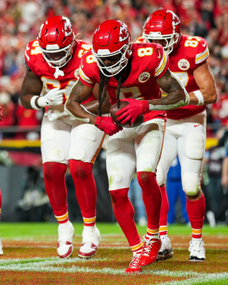 HarryLockPicks's tweet photo. I've gone through EVERY #Chiefs prop ahead of Sunday's big game. 

Here's three you should put into a Parlay.

🧵 https://t.co/H5kXjiZxni