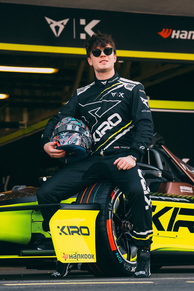 KiroRaceCo's tweet photo. When there’s still a week till we race, but you remember Jeddah is a double header. 😁

#JeddahEPrix #FormulaE https://t.co/k3AyM5N6fo