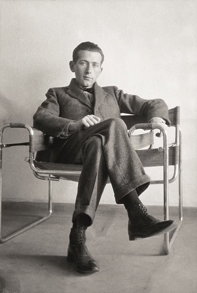 BauhausMovement's tweet image. The name "Wassily Chair" comes from the Russian painter Wassily Kandinsky, who was Breuer's close friend and colleague at the #Bauhaus. It is often reported that #Kandinsky admired the chair when he saw it during a visit to Breuer's studio and Breuer gave him a #chair as a gift.
