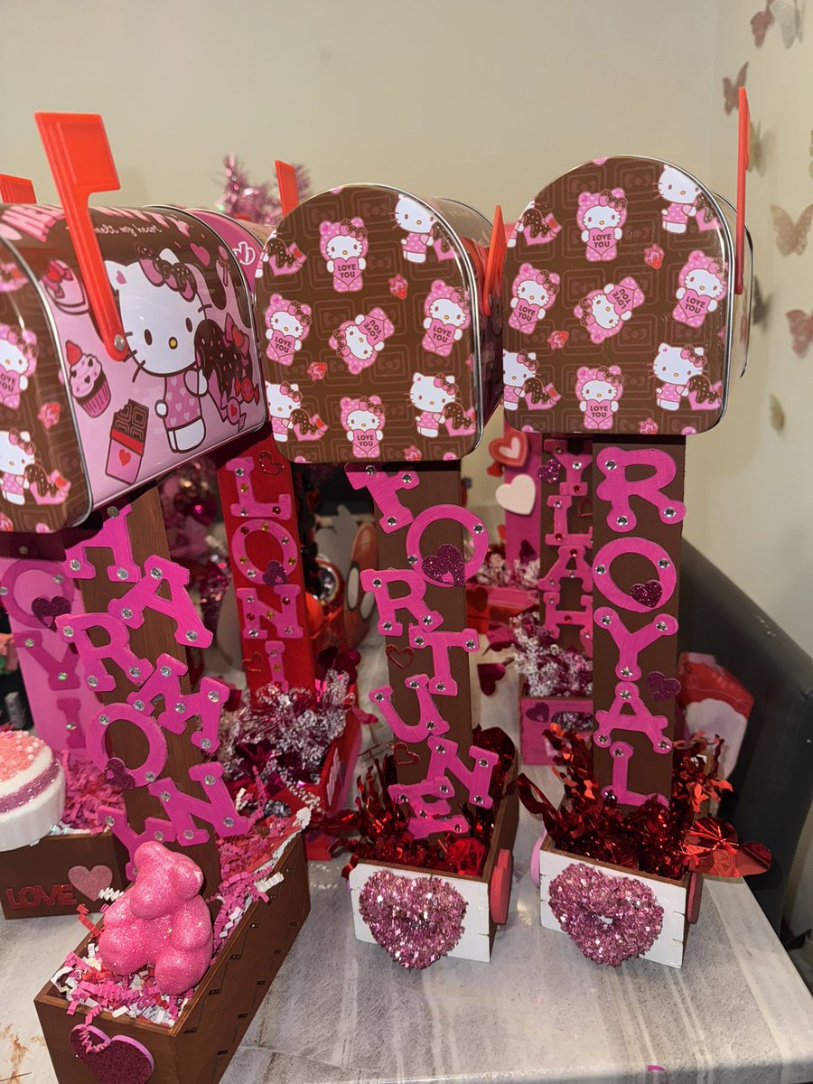 _monroeeeeee's tweet image. Them long names tearing me up😭 yall wrong!