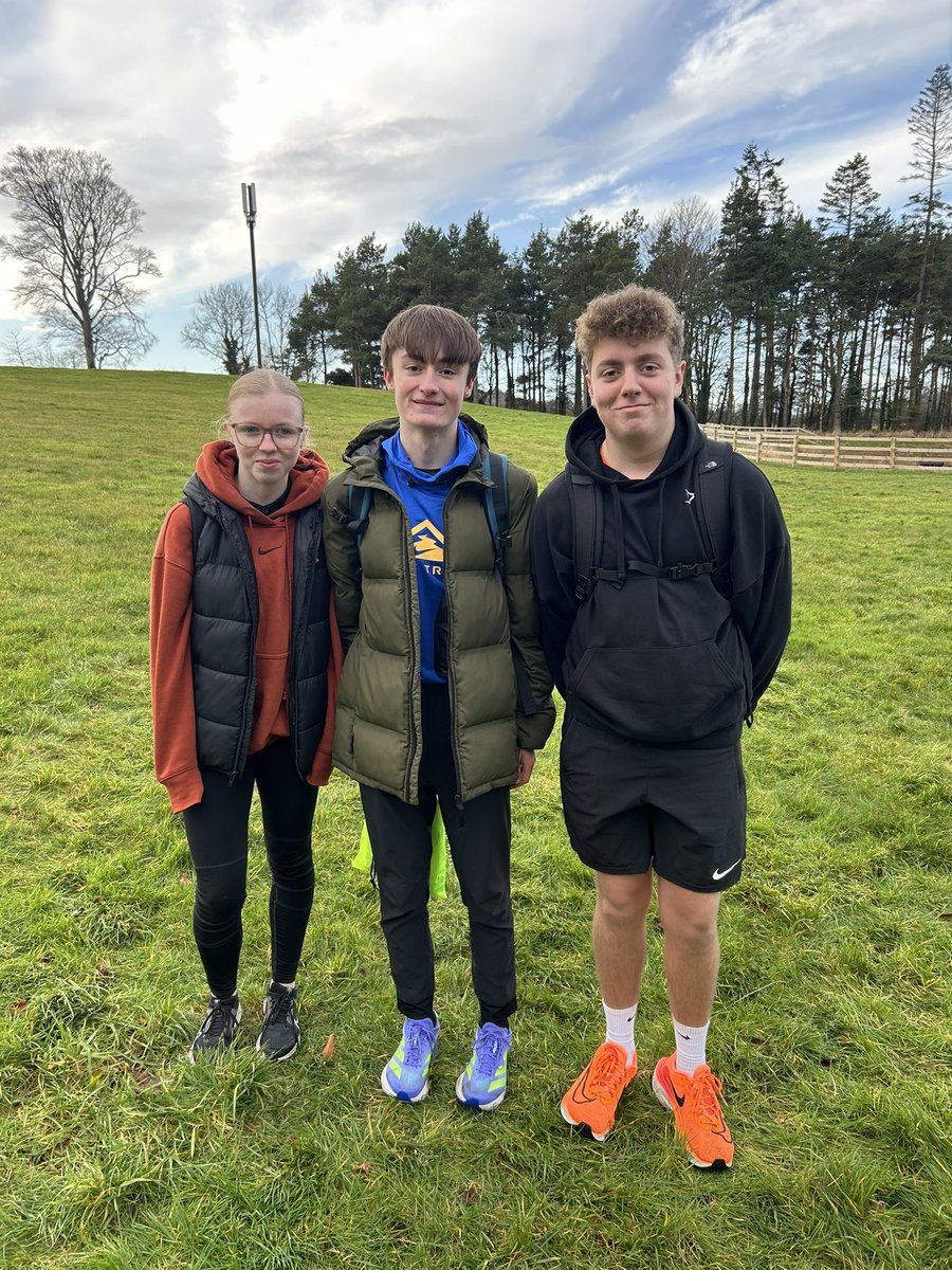 Massive well done to all who attended the East Lothian Cross Country Championships Foxlake Adventures ! A couple of individual winners and also 4th overall! 

#ProudToBeRoss