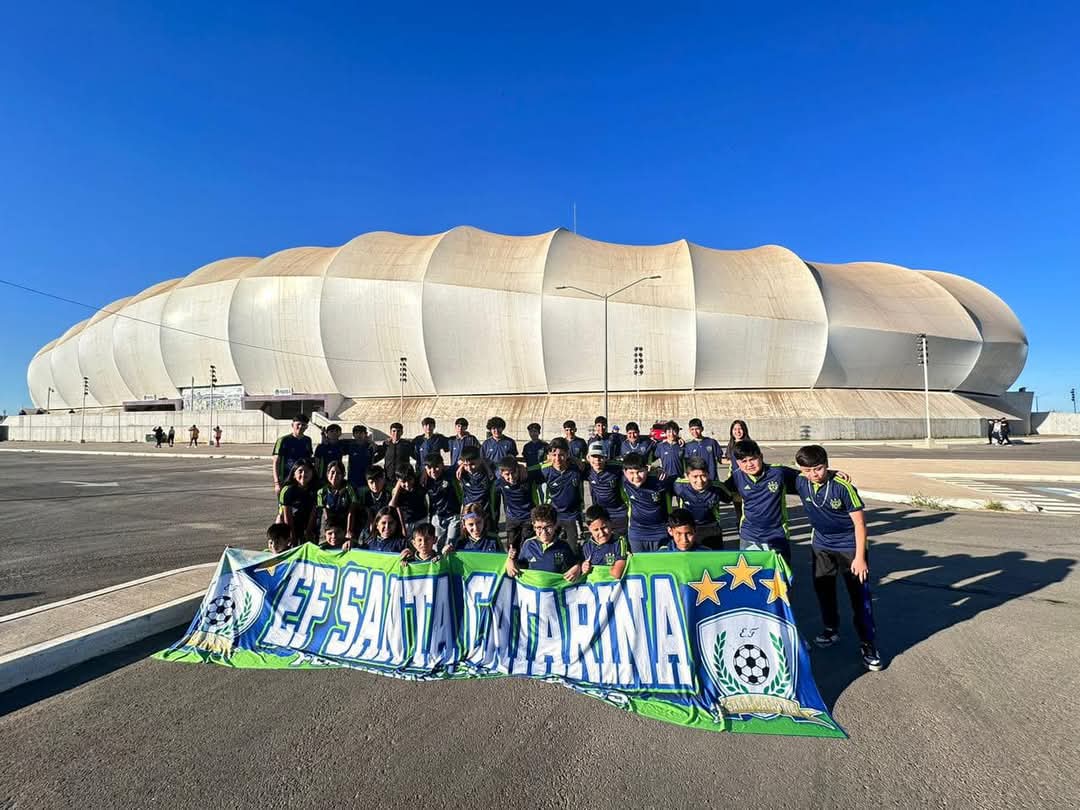 EFSANTACATARINA's tweet photo. 🏆COPA MAZATLAN⚽️
YA LLEGAMOS !!
Vamos con todo equipo, vamos con todo Santa !!!
#EfSantaCatarinaFormandoCampeones
#enefsantaaprendemosjugando #losdesanta 
#graciasxformarpartedenuestrahistoria
#Categoría2010 #Categoría2011 #Categoría2012 #Categoría2014 #EfSantaCatarina https://t.co/79rVZPNHNX