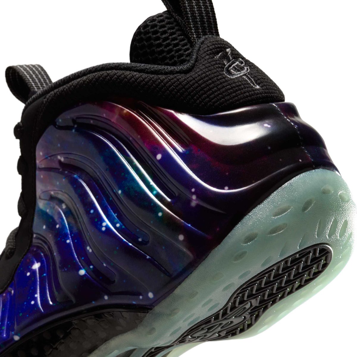 More Images: Nike Air Foamposite One ‘Galaxy’