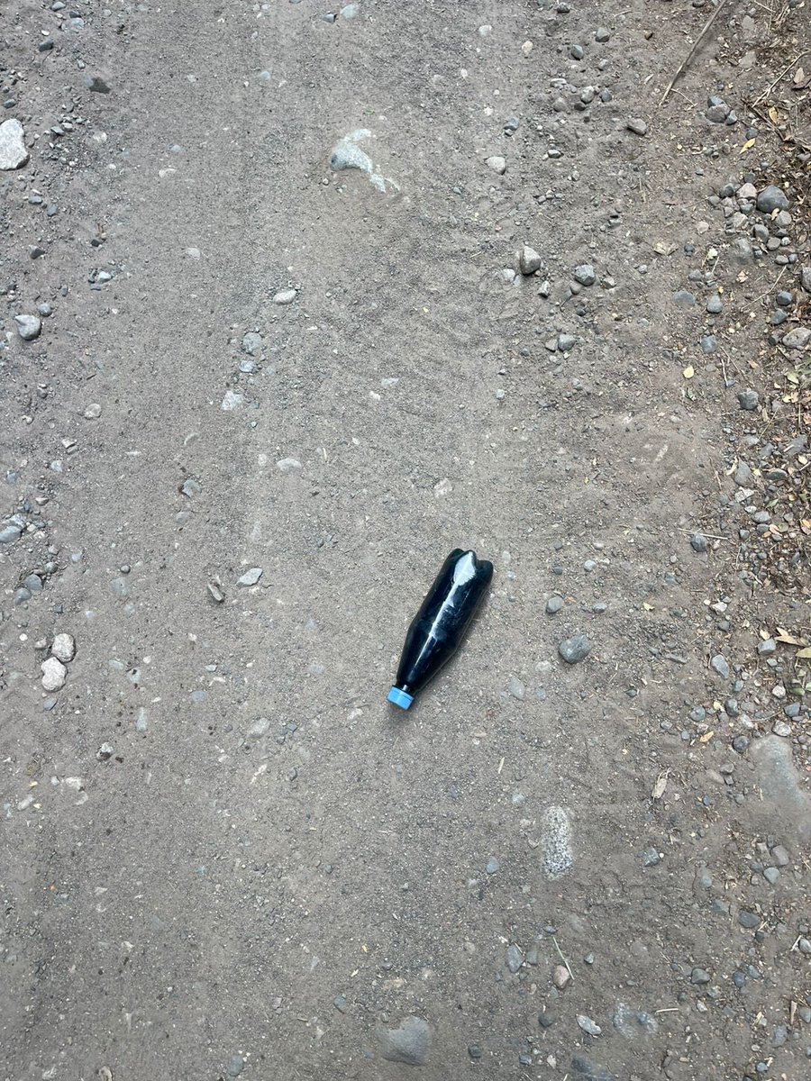 EL BOLSÓN: TRES DETENIDOS POR LOS INCENDIOS INTENCIONALES

La Policía de Río Negro detuvo hoy a tres personas en el marco de la investigación por los incendios intencionales que afectan a la región desde la semana pasada. 

La primera detención ocurrió a las 10:30 en la zona